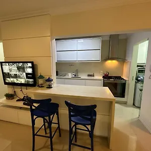 Excelente Apartamento